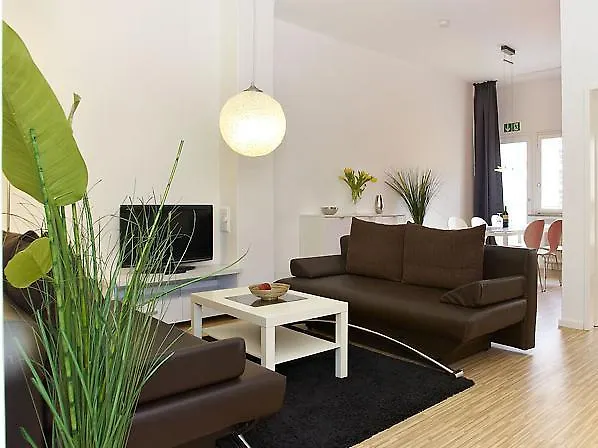 A & B & Boardinghouse Ξενοδοχείο *